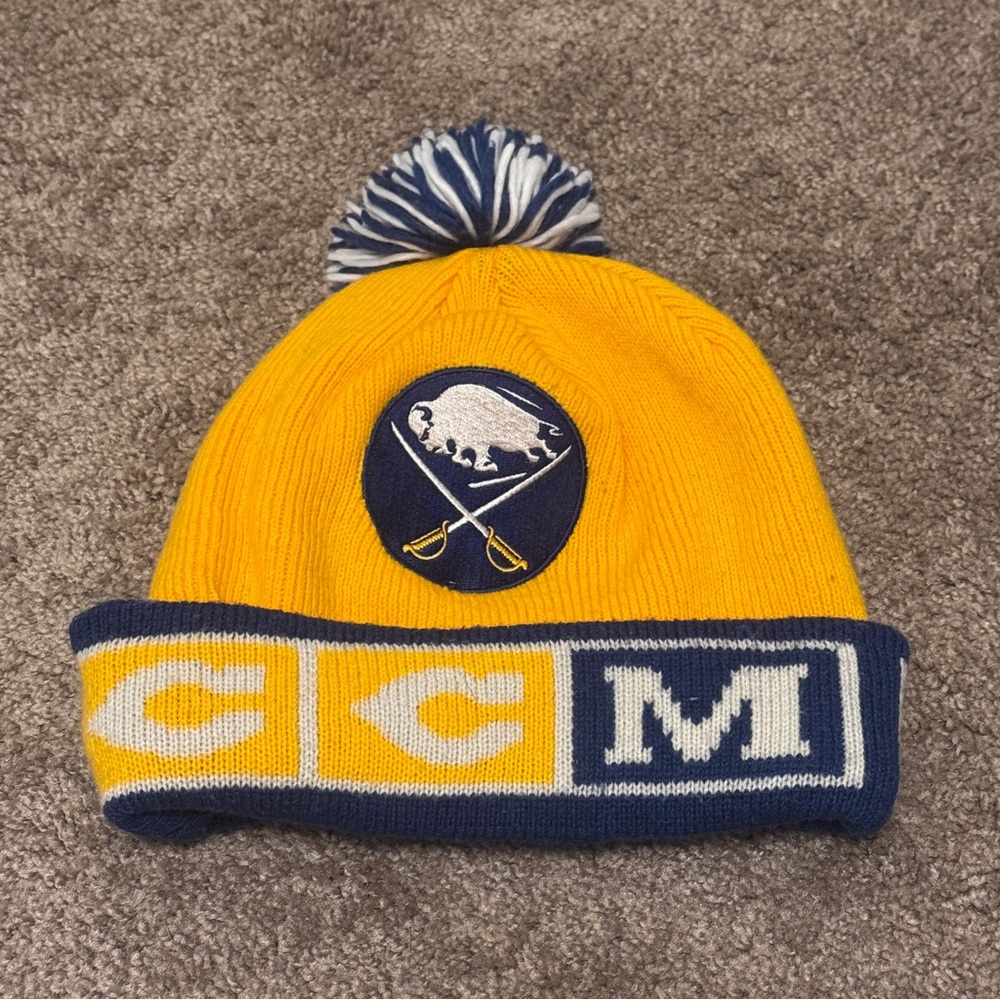 Buffalo Sabres CCM Beanie Hat Cap Adult Yellow Blue Pom NHL Logo Wool Blend